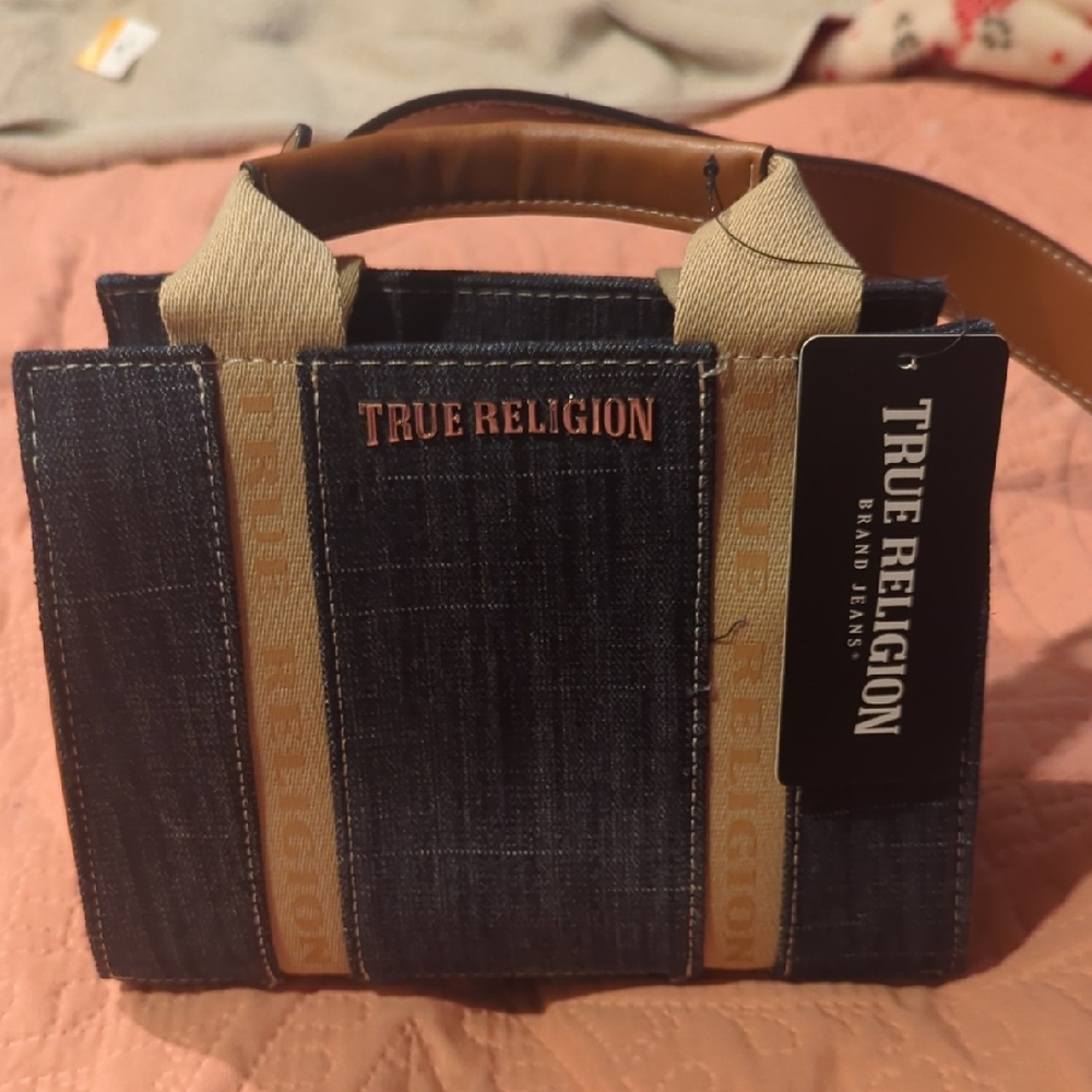 True Religion Cute NWT Purse